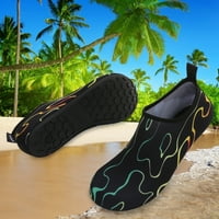 Muškarci i žene Klizni na bosonogi brzo-suhoj plaži Aqua joga Vodene cipele